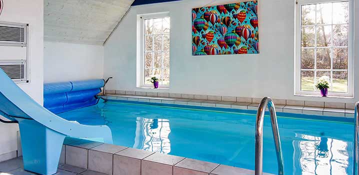 Swimmingpool Rutschebane