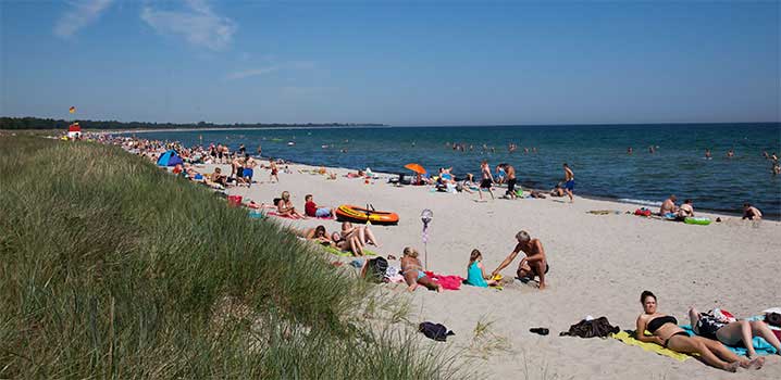 Marielyst Strand Mennesker Bader