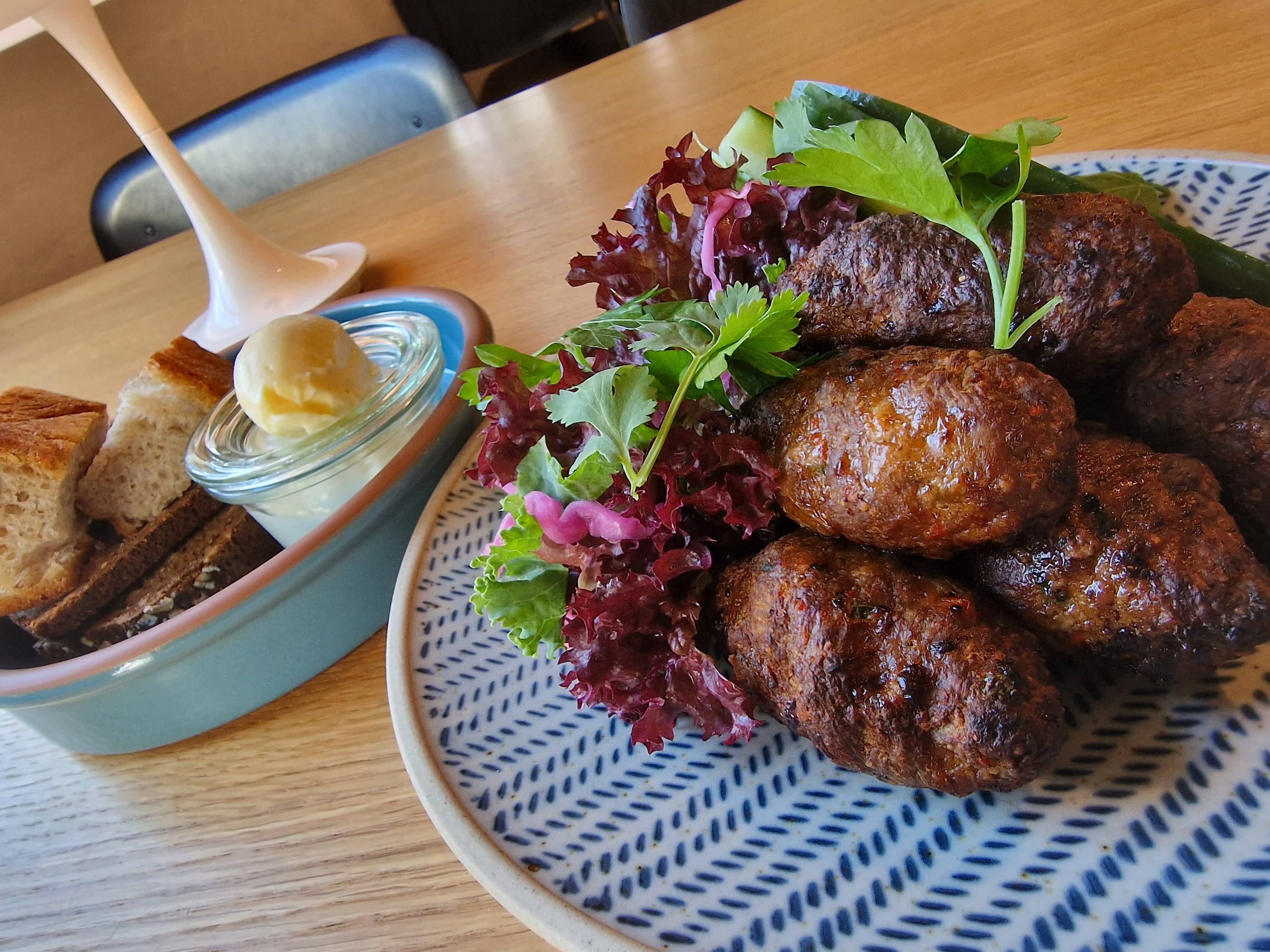 Gerichte im FLUGT Café