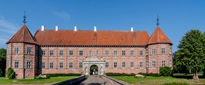 Schloss Voergaard steht noch genauso da, wie es im 16. Jahrhundert erbaut wurde
